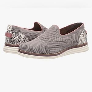 EUC Cole Haan Original Grand Cloudfeel Meridian Loafers in gray/snake print -6.5